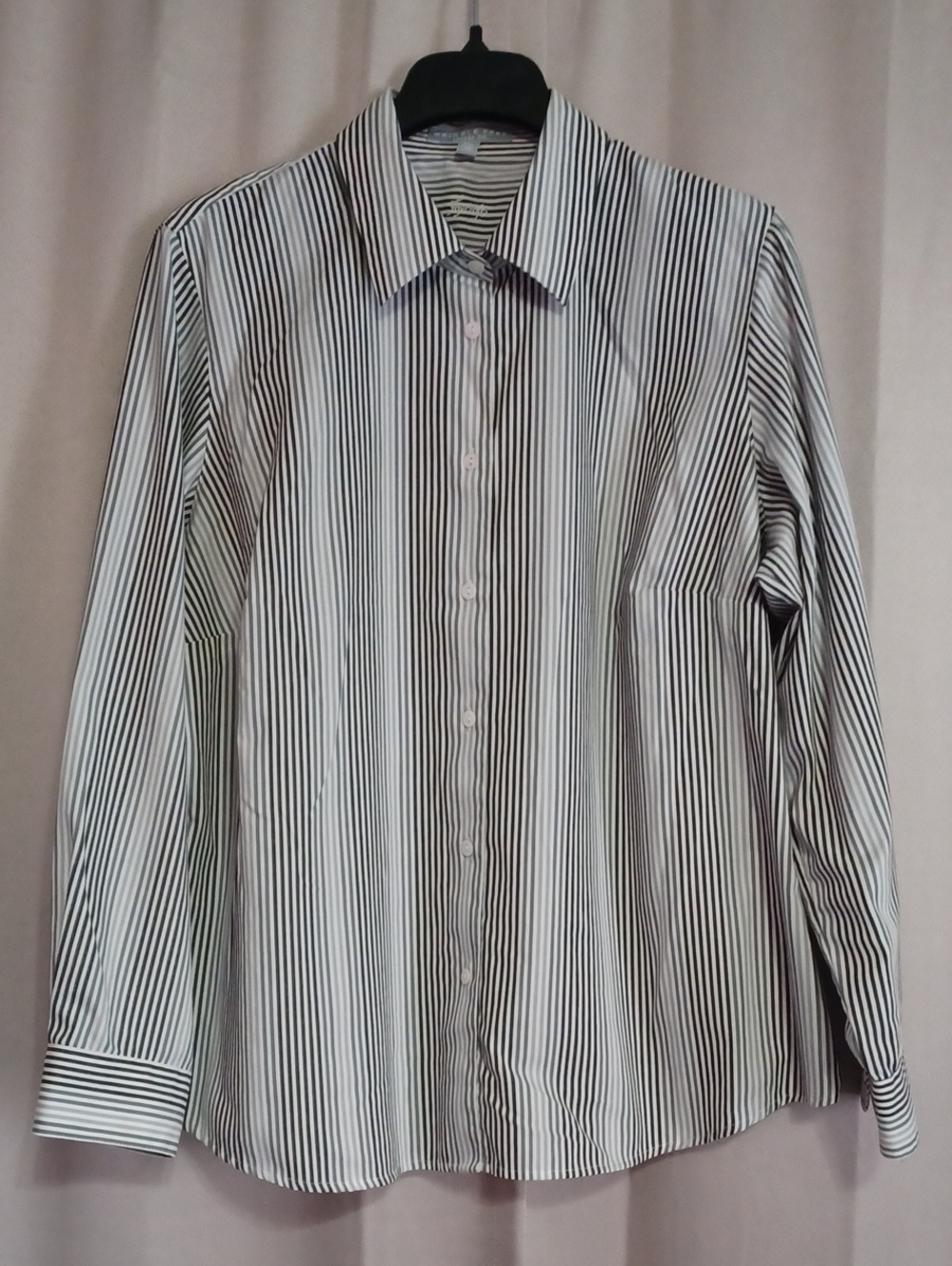 Foxcroft Wrinkle Free Shaped Fit Button Front Shirt White Gray Stripe Plus Size